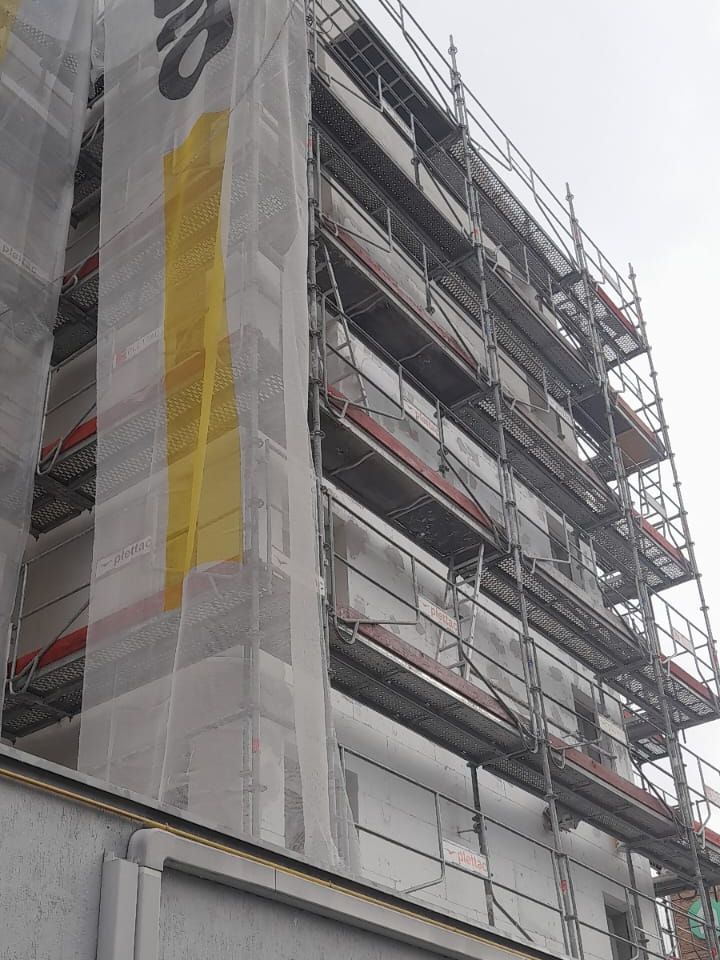 Échafaudage sur façade