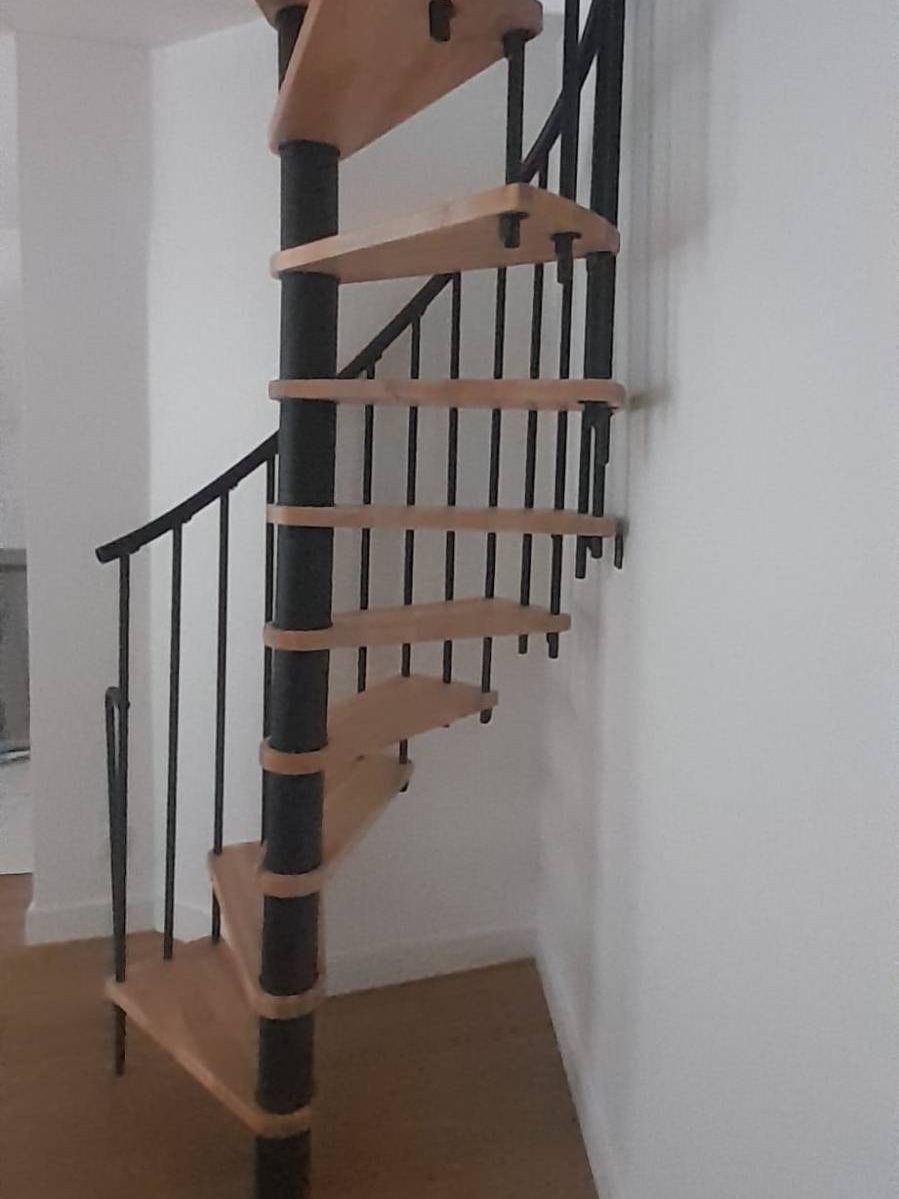 Escalier hélicoïdal posé par ÉDF